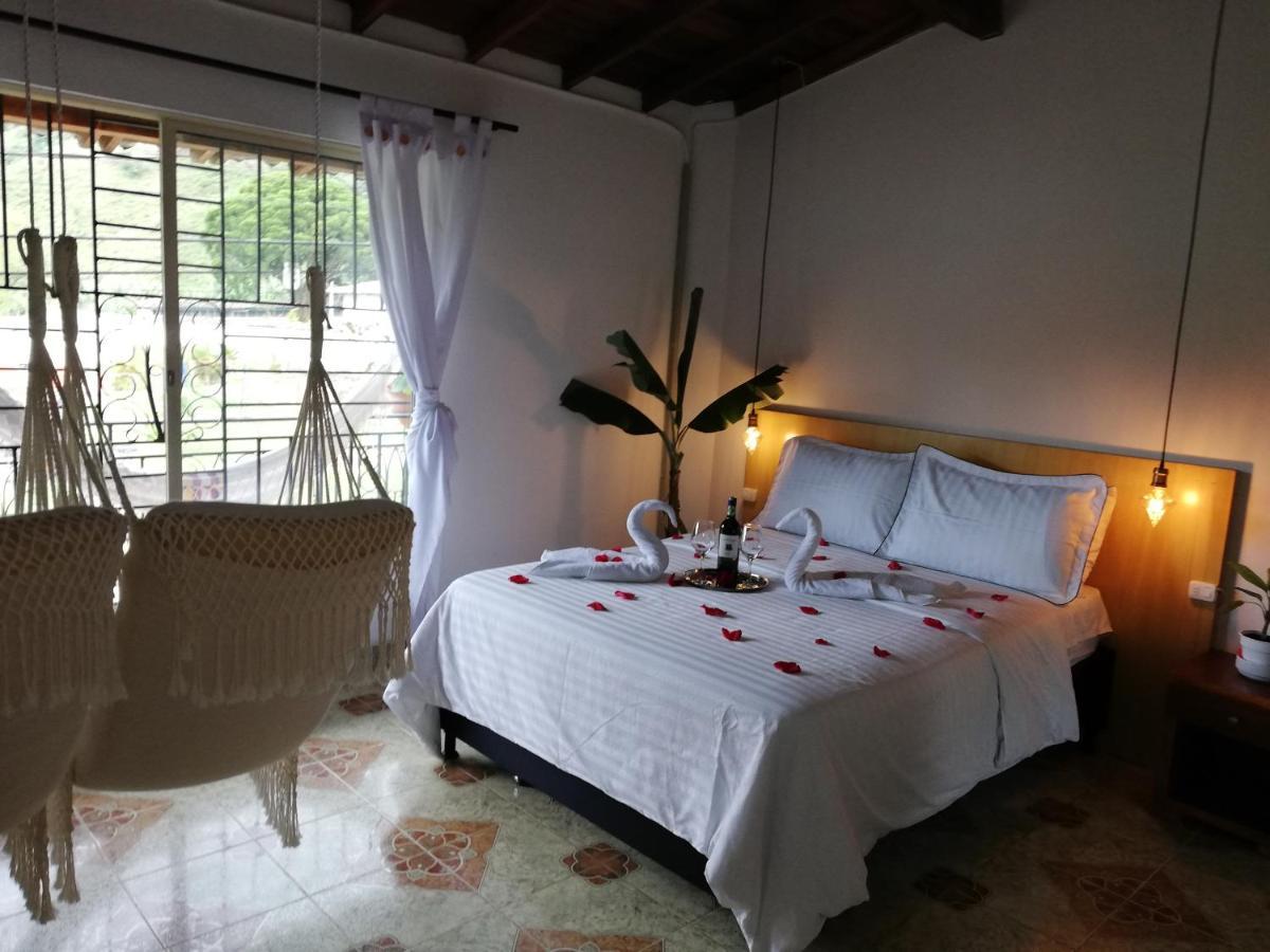 Magic Jardin Hostel - Patio, Balcony & Rooftop Luaran gambar